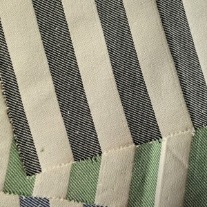 Återvunnet garnfärgad bomull